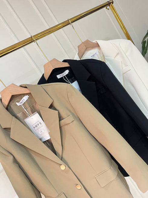 Women’s Single Breasted Blazer